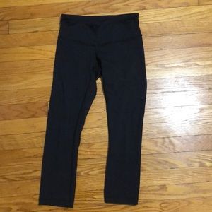 Lulu lemon cropped wunder unders